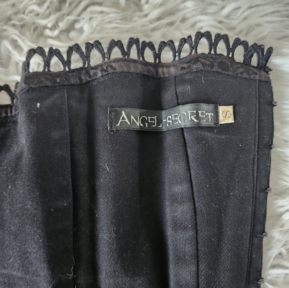 Angel Secret- size Small corset  with crochet details - Picture 2 of 5